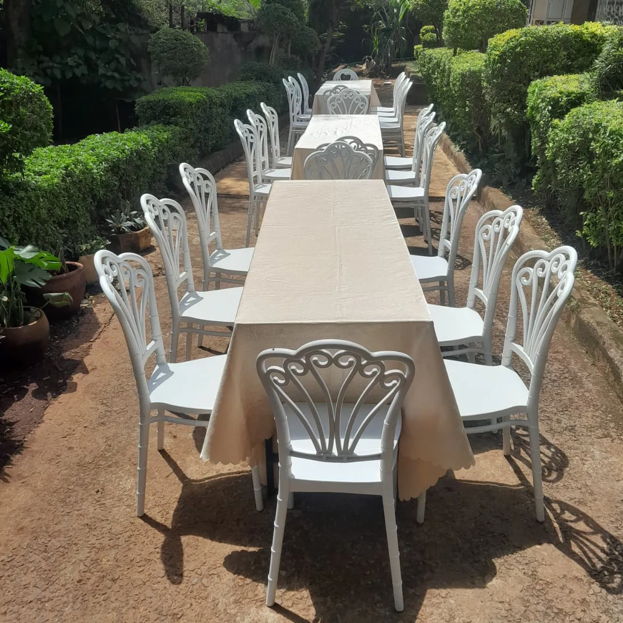 Rectangle Tables Dressed 8-10 Guests for hire in Nairobi - photo 2